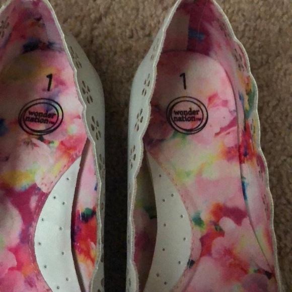 Little girls flats - Picture 3 of 3